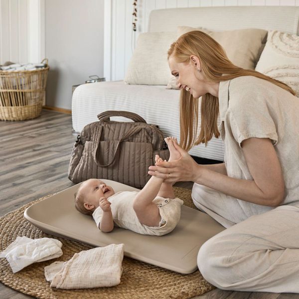 Leander Matty Mini changing mat Cappuccino Ռետինե ներքնակ փոխելու համար - Image 4